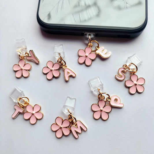 Pink Daisy & Initial